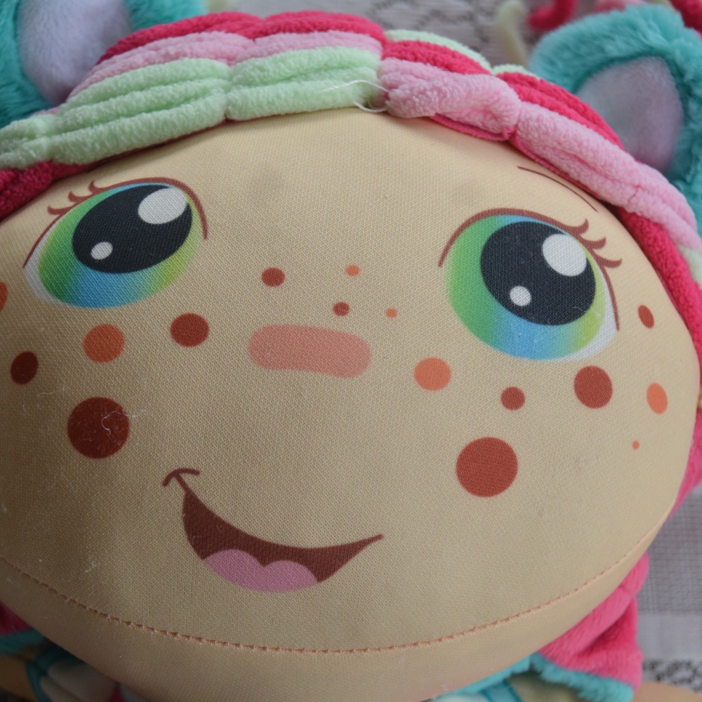 Flip Zee Girls Zoe Snuggly Bear Plush Doll Toy - Picture 5 of 8